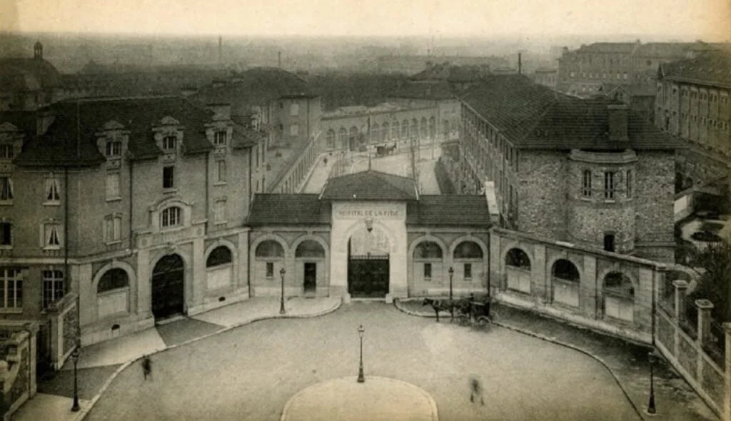 hopital de La Pitie au debut du XXeme siecle